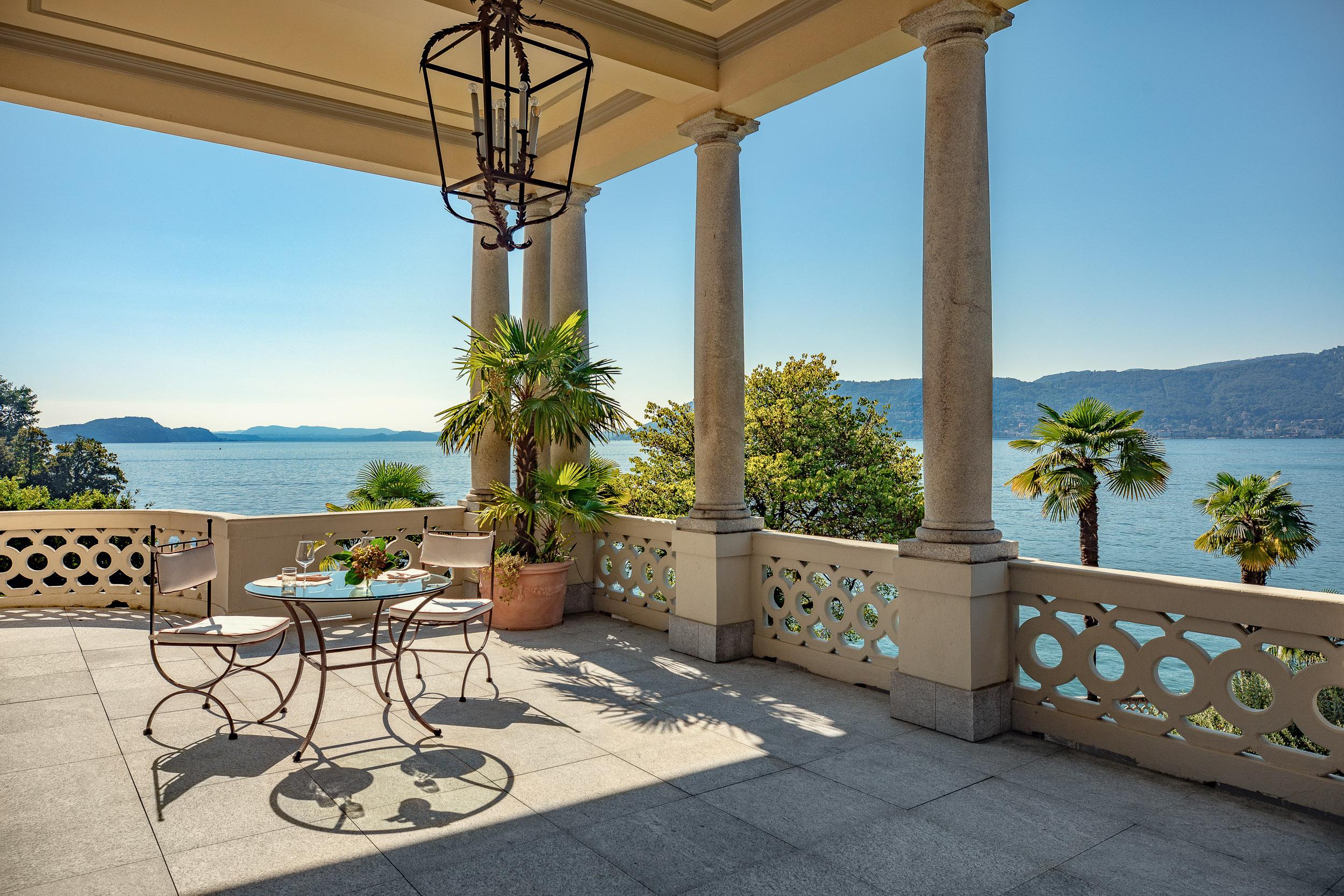 Grand Hotel Majestic Verbania Bagian luar foto