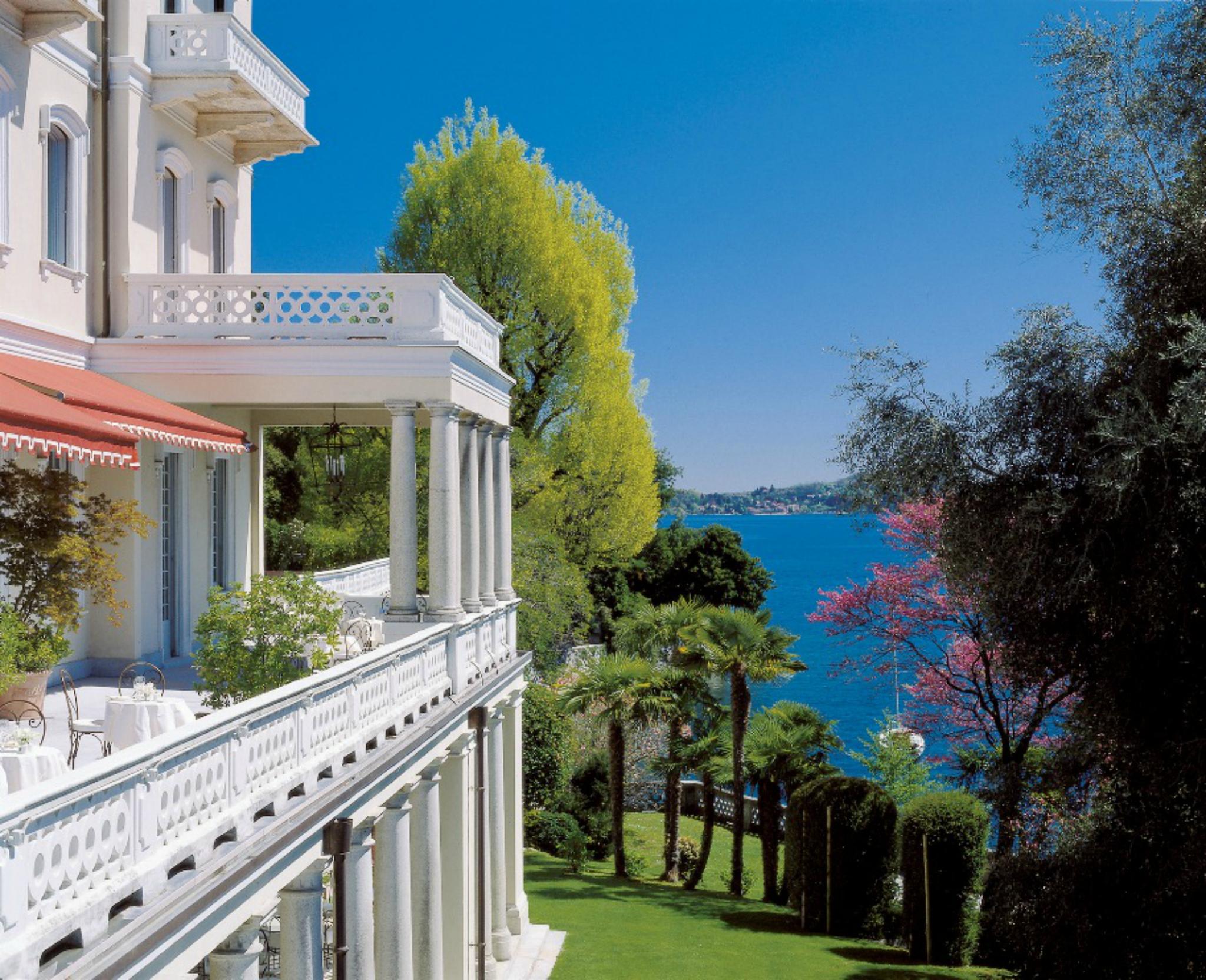 Grand Hotel Majestic Verbania Bagian luar foto